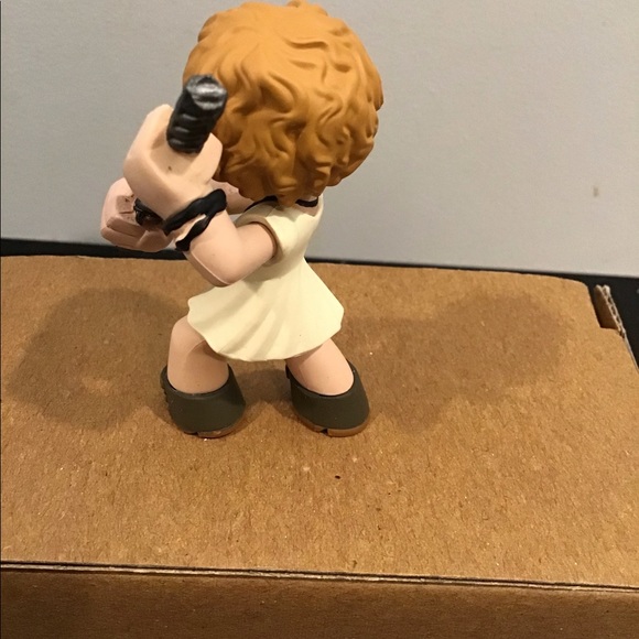 Beverly from it 3 inch Funko - Picture 2 of 2